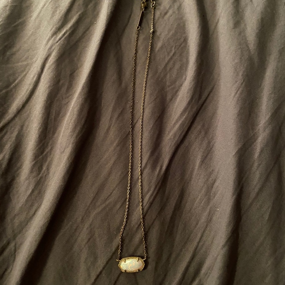 Kendra Scott Necklace